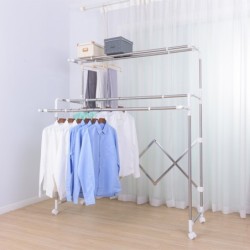 Jumper ราวตากผ้าสแตนเลส ยืดขยายได้ มีล้อ แขวนผ้า วางของอเนกประสงค์ ตากของด้านบนได้ เคลื่อนย้ายง่าย ฟรีไม้แขวน20ชิ้น