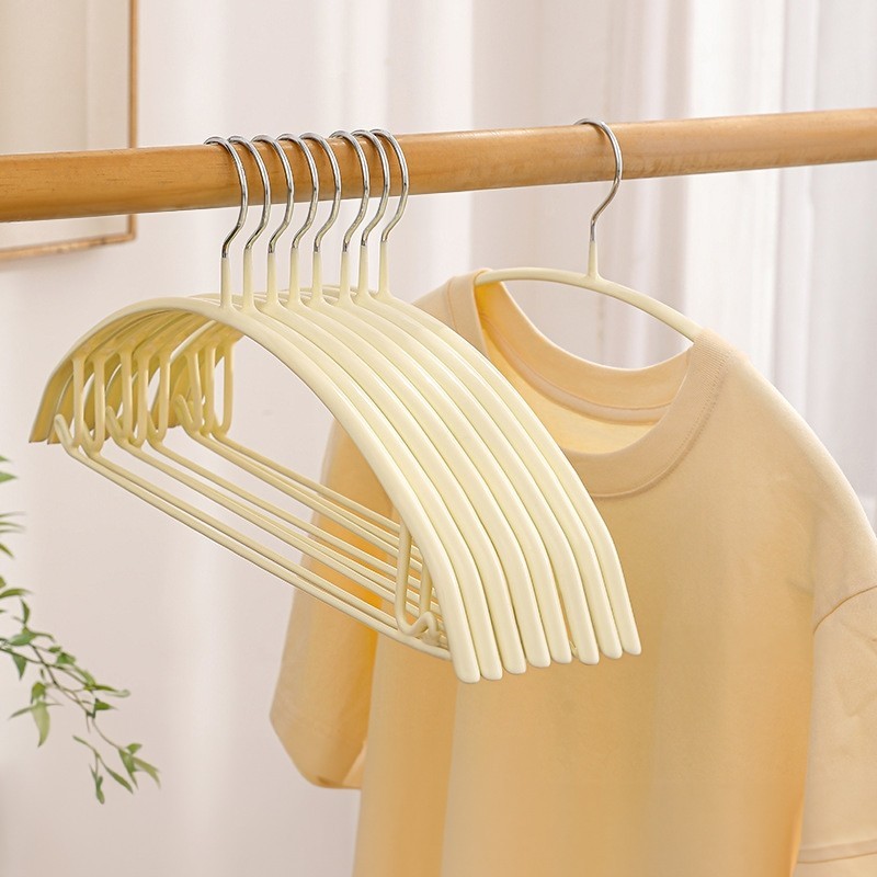 Jumper Kids ไม้แขวนเสื้อ เคลือบซิลิโคนหนาพิเศษ มาพร้อมตะขอเสริม เเขวนเสื้อสายเดี่ยวได้ กันลื่น 1แพ็ค มี 5 ชิ้น